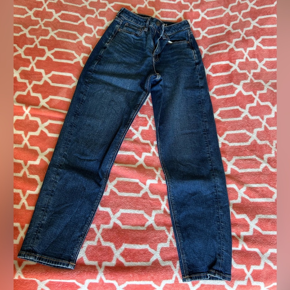 American Eagle Outfitters Women’s Dark Indigo Relaxed Jeans